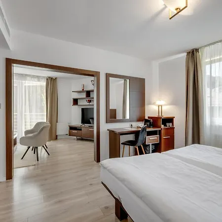 Antares Hotel 4*