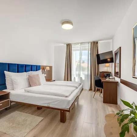 Antares Hotel 4*
