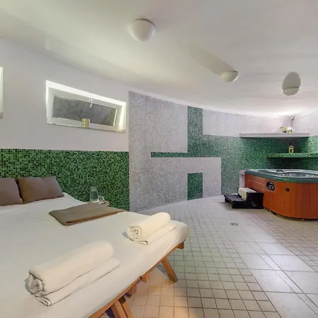 Hotel Antares