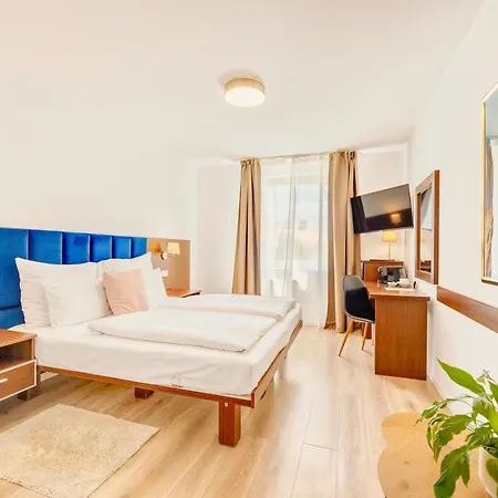 Hotel Antares