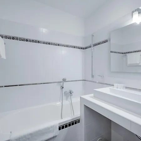 Antares 호텔 브라티슬라바