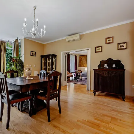 호텔 Antares 브라티슬라바