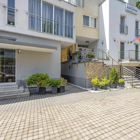 Отель Antares 4*