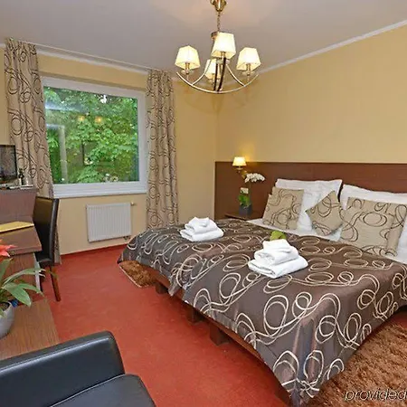 Antares 4* Pressburg