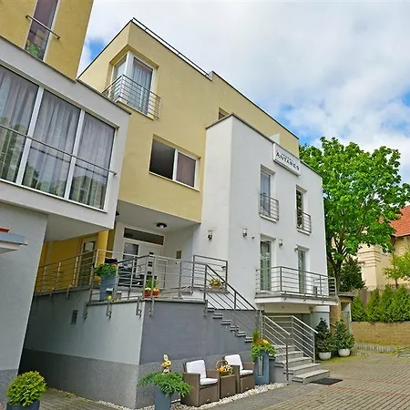 Antares Отель Братислава