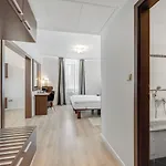 Отель Antares 4*